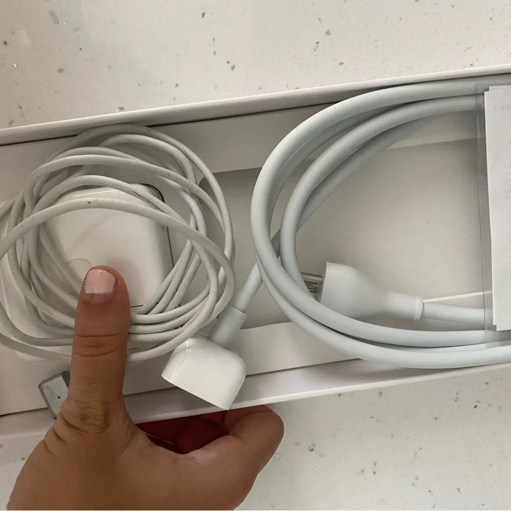 45W Mag Safe 2 Power Adapter (45W) suitable for MacBook Air